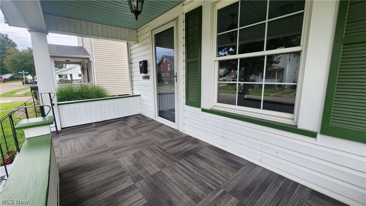 154 Moore Avenue NW New Philadelphia OH 44663