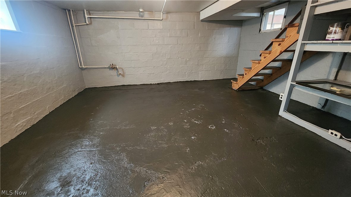 154 Moore Avenue NW New Philadelphia OH 44663