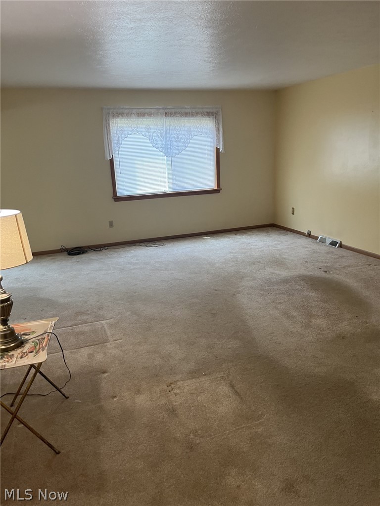 8785 Root Road North Ridgeville OH 44039