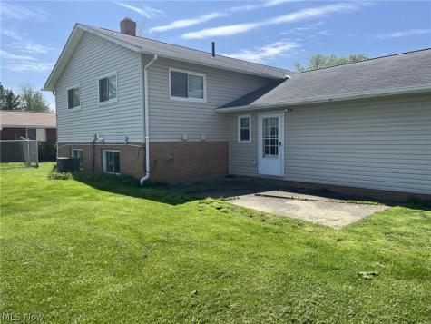 8785 Root Road North Ridgeville OH 44039