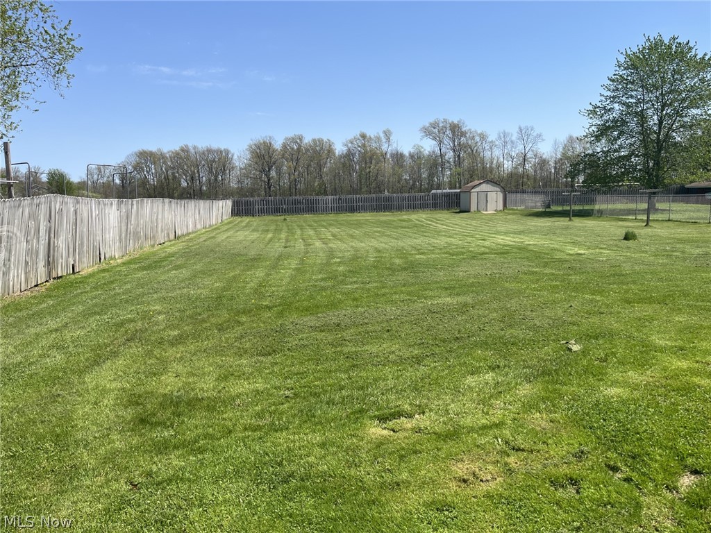 8785 Root Road North Ridgeville OH 44039