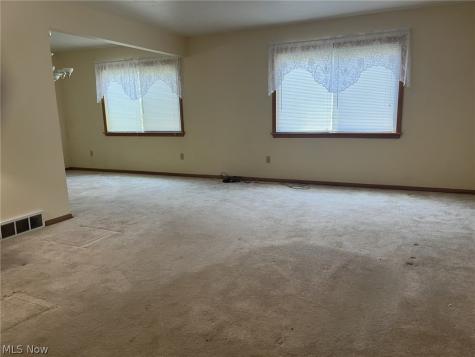 8785 Root Road North Ridgeville OH 44039