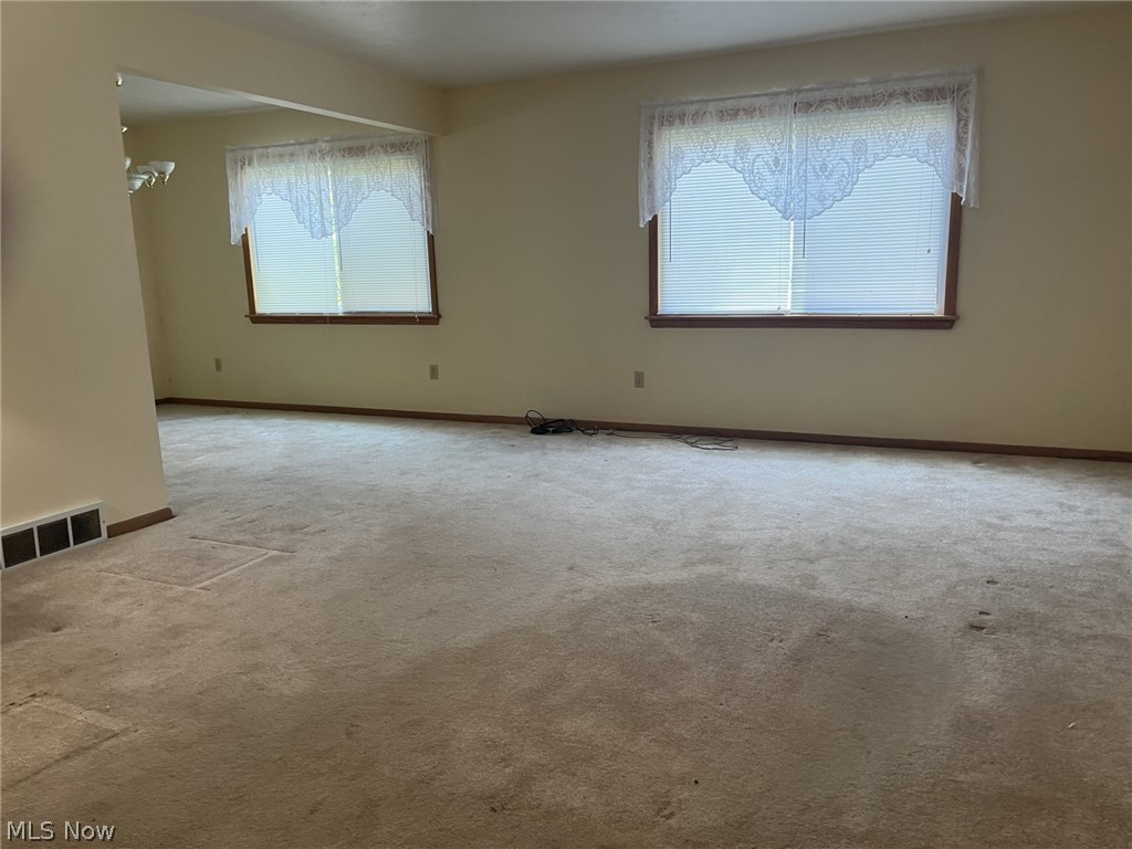 8785 Root Road North Ridgeville OH 44039