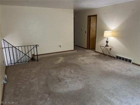 8785 Root Road North Ridgeville OH 44039
