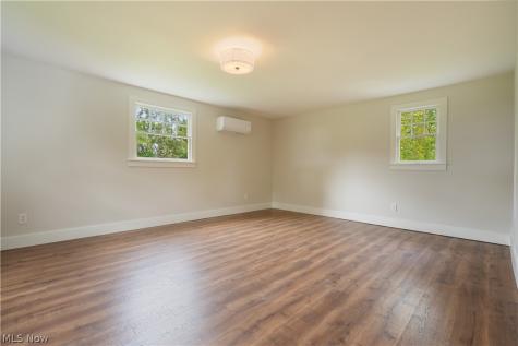 12099 Snode Street NE Alliance OH 44601