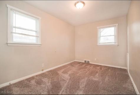 2807 Park Drive Parma OH 44134