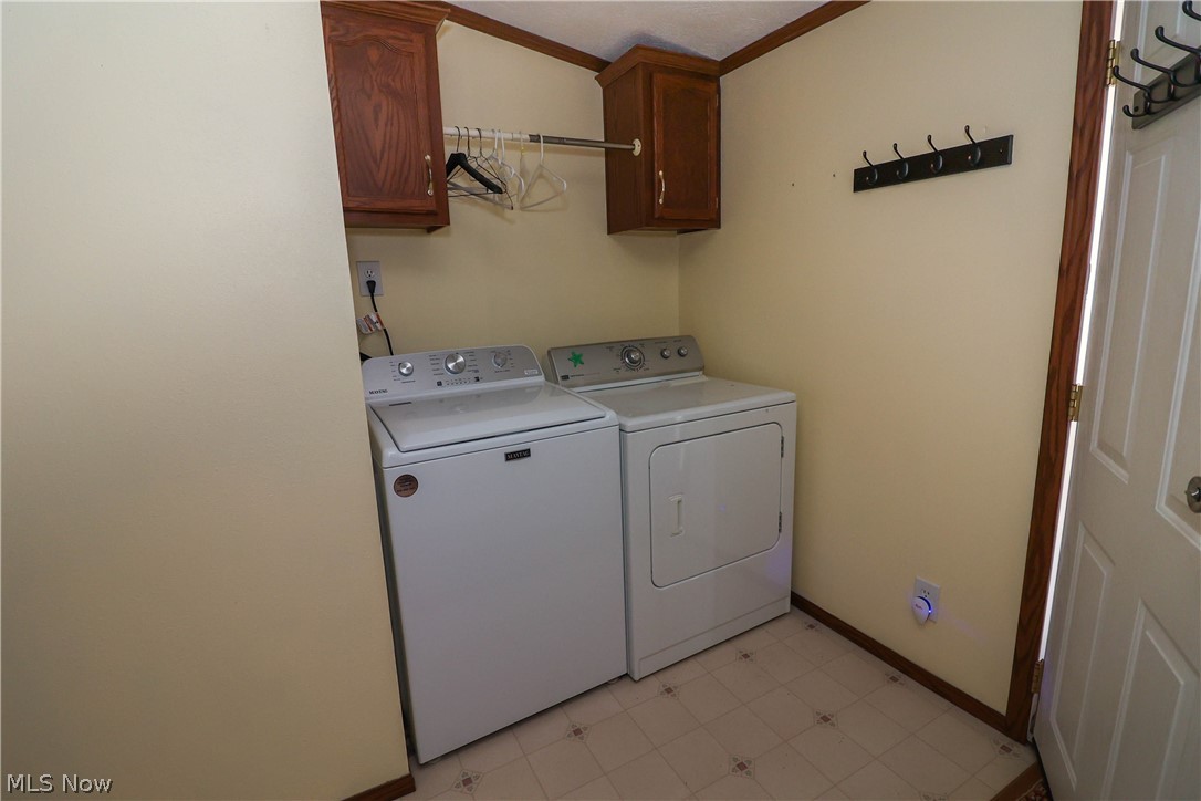 571 Sandtrap Circle Painesville OH 44077