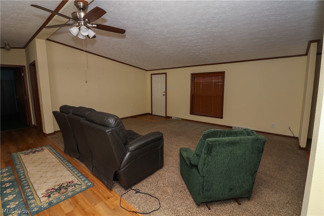 571 Sandtrap Circle Painesville OH 44077