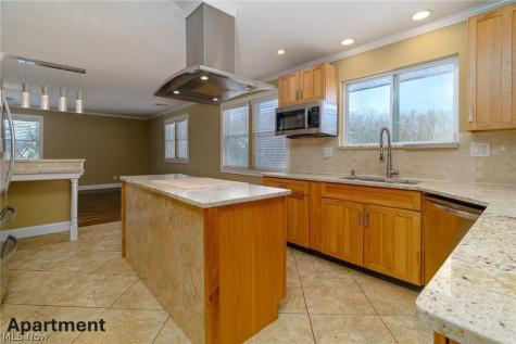 4340 Bradley Road Westlake OH 44145