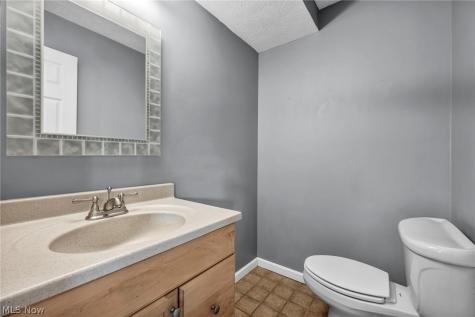3659 Mercury Drive North Royalton OH 44133