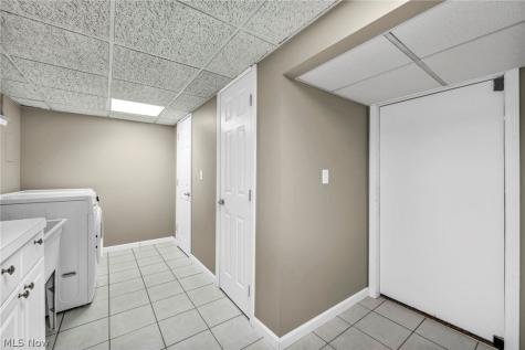 3659 Mercury Drive North Royalton OH 44133