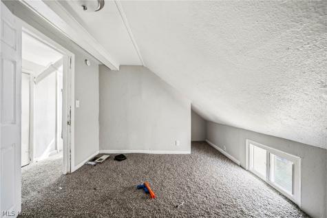 3449 E 71st Street Cleveland OH 44127