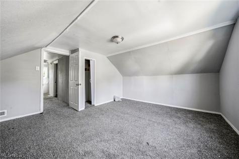 3449 E 71st Street Cleveland OH 44127