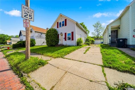 3449 E 71st Street Cleveland OH 44127