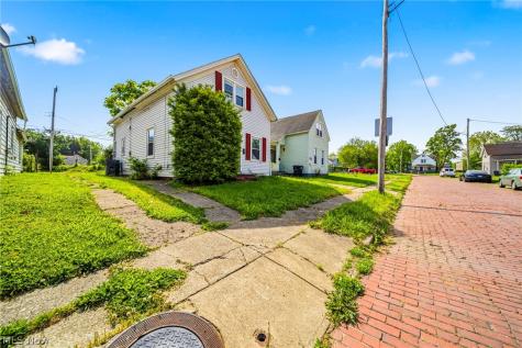 3449 E 71st Street Cleveland OH 44127