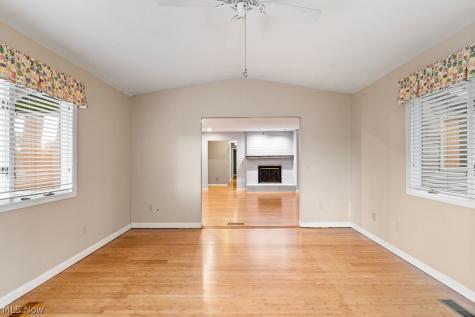 25 Squires Court Medina OH 44256
