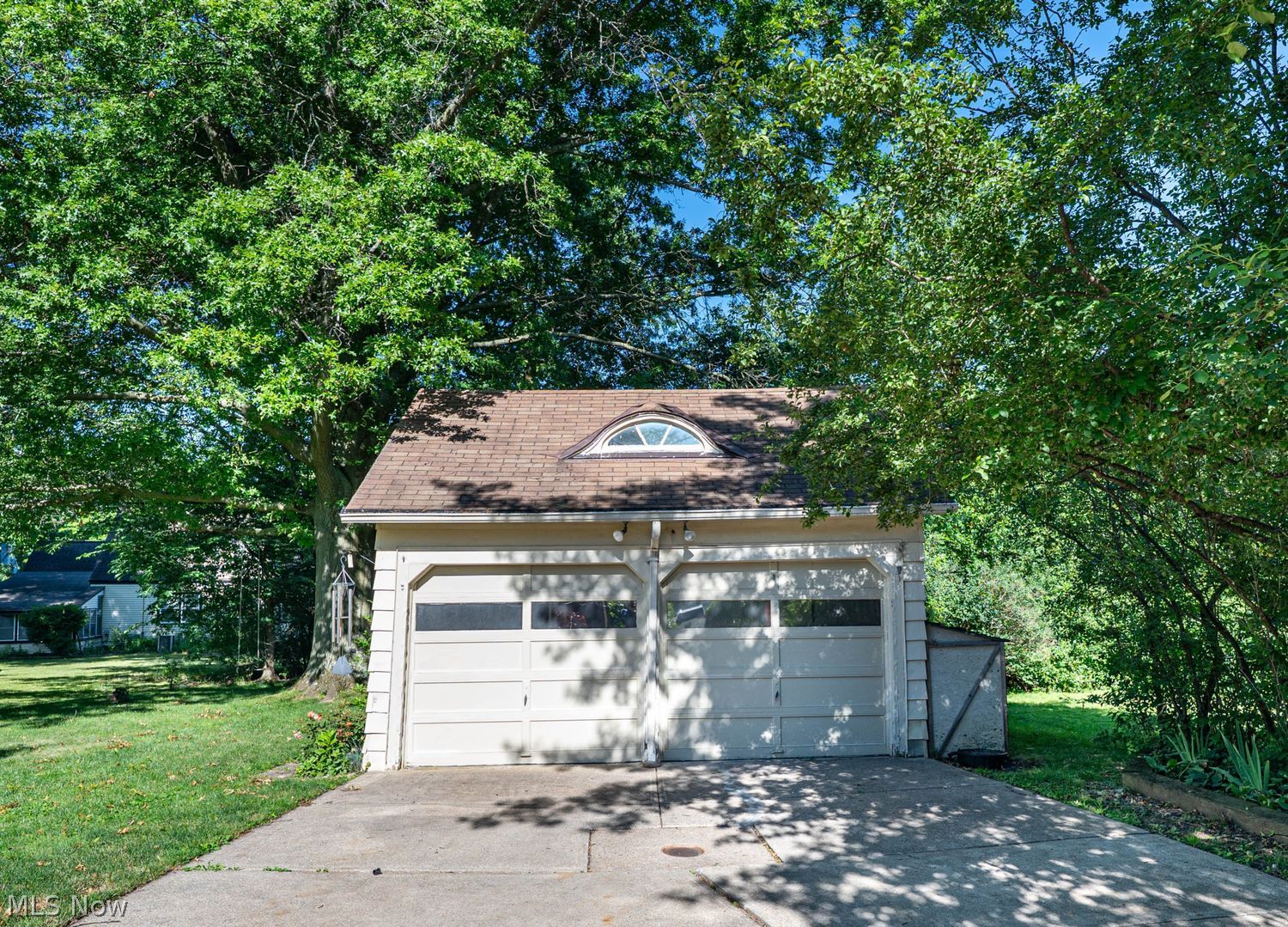 1684 S Green Road South Euclid OH 44121