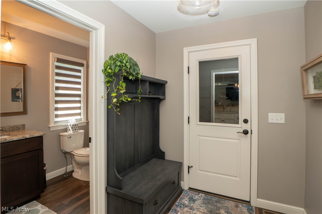 760 Radcliffe Pass Columbiana OH 44408