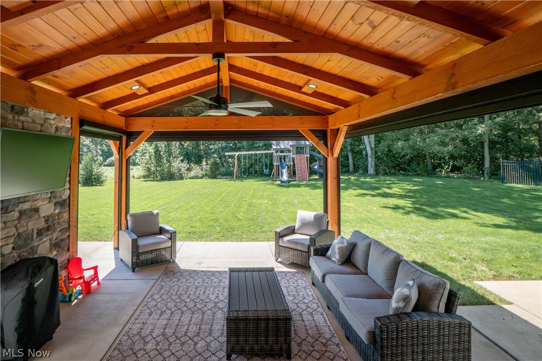 760 Radcliffe Pass Columbiana OH 44408