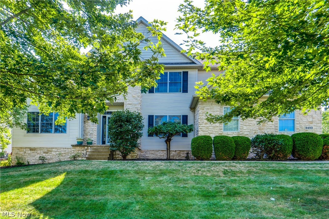 8493 Deacon Avenue NW North Canton OH 44720