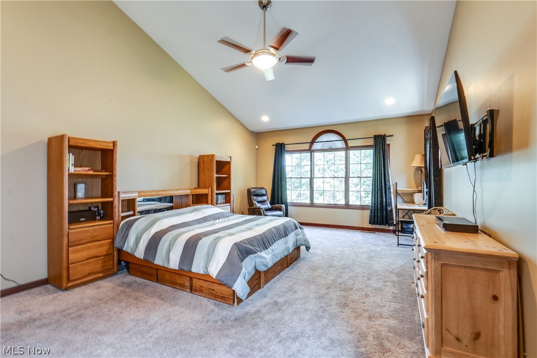 8493 Deacon Avenue NW North Canton OH 44720