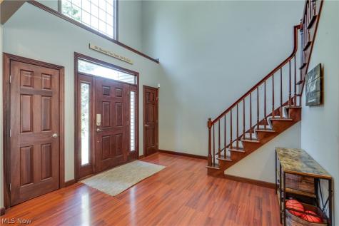 8493 Deacon Avenue NW North Canton OH 44720