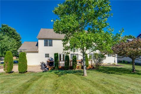 8493 Deacon Avenue NW North Canton OH 44720