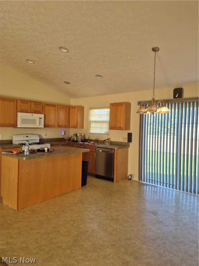 2078 Arrowhead Street Lorain OH 44052