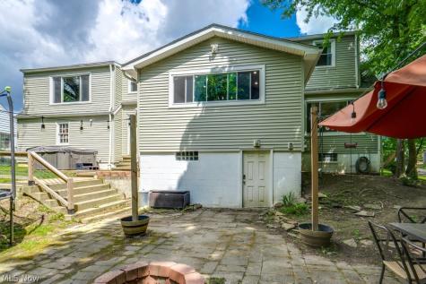 7447 Midland Road Independence OH 44131