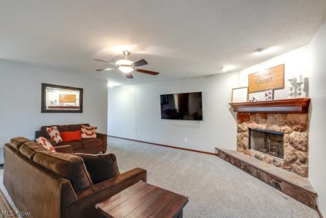 4138 Whispering Springs Lane Mogadore OH 44260