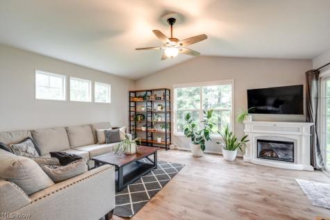 4138 Whispering Springs Lane Mogadore OH 44260
