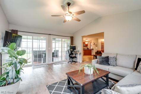 4138 Whispering Springs Lane Mogadore OH 44260
