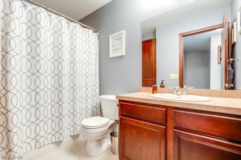 4138 Whispering Springs Lane Mogadore OH 44260