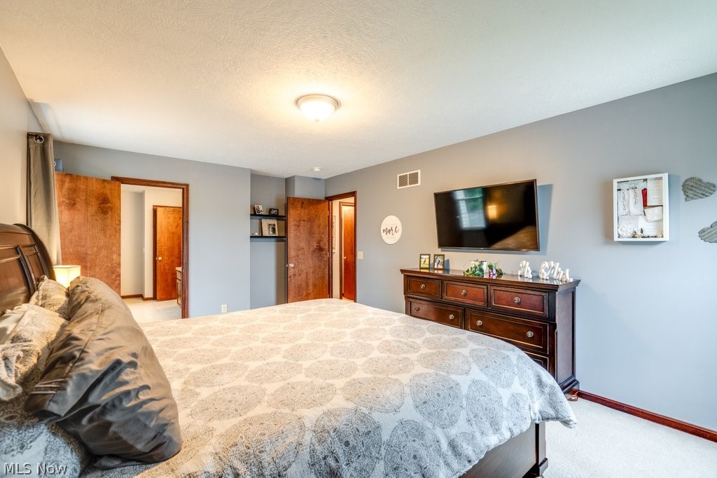 4138 Whispering Springs Lane Mogadore OH 44260