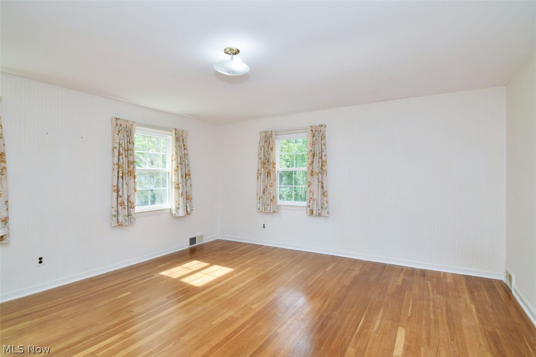 3477 Edison Road Cleveland Heights OH 44121