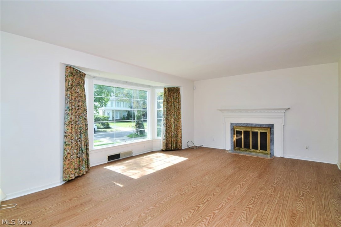 3477 Edison Road Cleveland Heights OH 44121