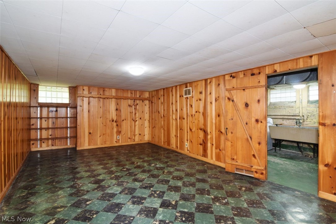 3477 Edison Road Cleveland Heights OH 44121