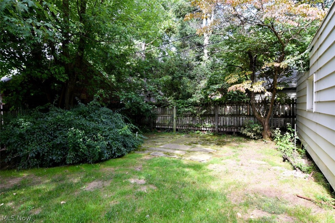 3477 Edison Road Cleveland Heights OH 44121