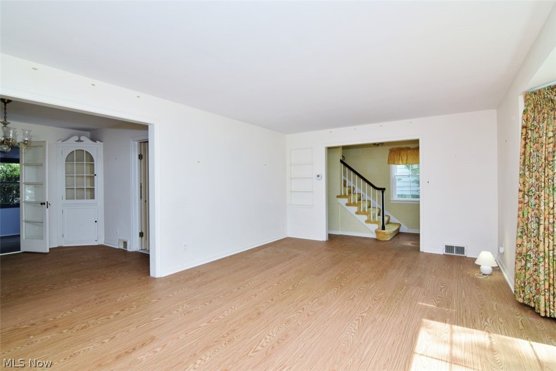 3477 Edison Road Cleveland Heights OH 44121