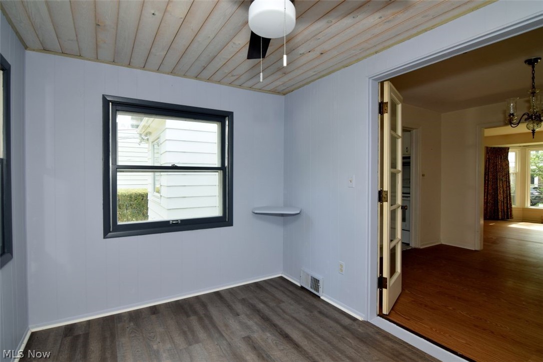 3477 Edison Road Cleveland Heights OH 44121