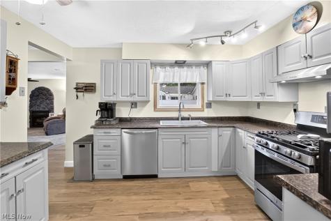 3668 Applewood Drive Brunswick OH 44212