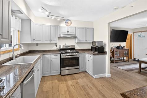 3668 Applewood Drive Brunswick OH 44212