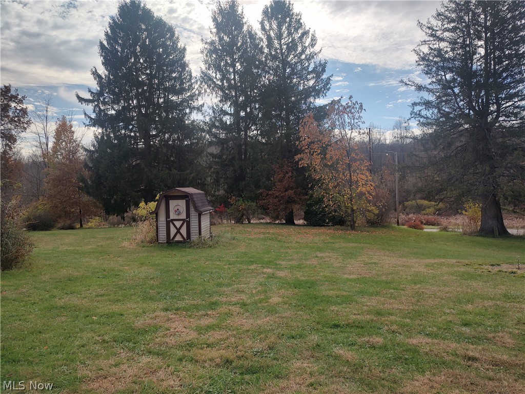 60140 Everals Church Road Newcomerstown OH 43832