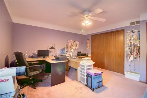 7170 Windwood Way Olmsted Twp OH 44138