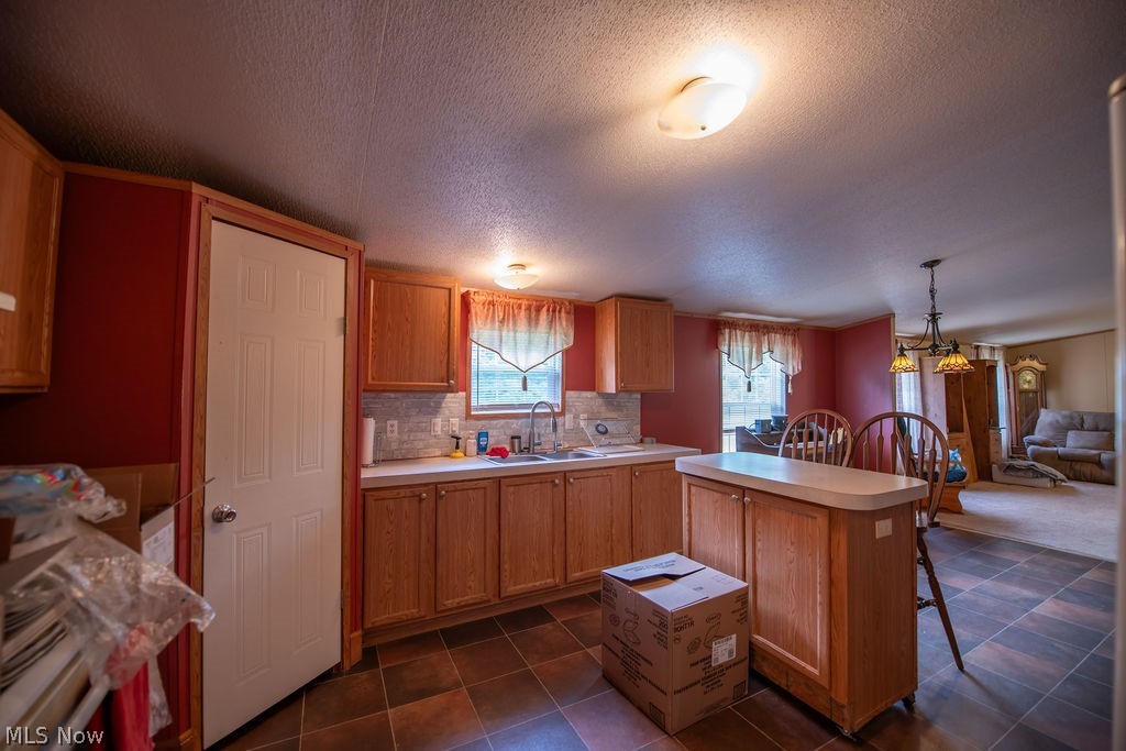 9805 Crooked Creek Road SE Uhrichsville OH 44683
