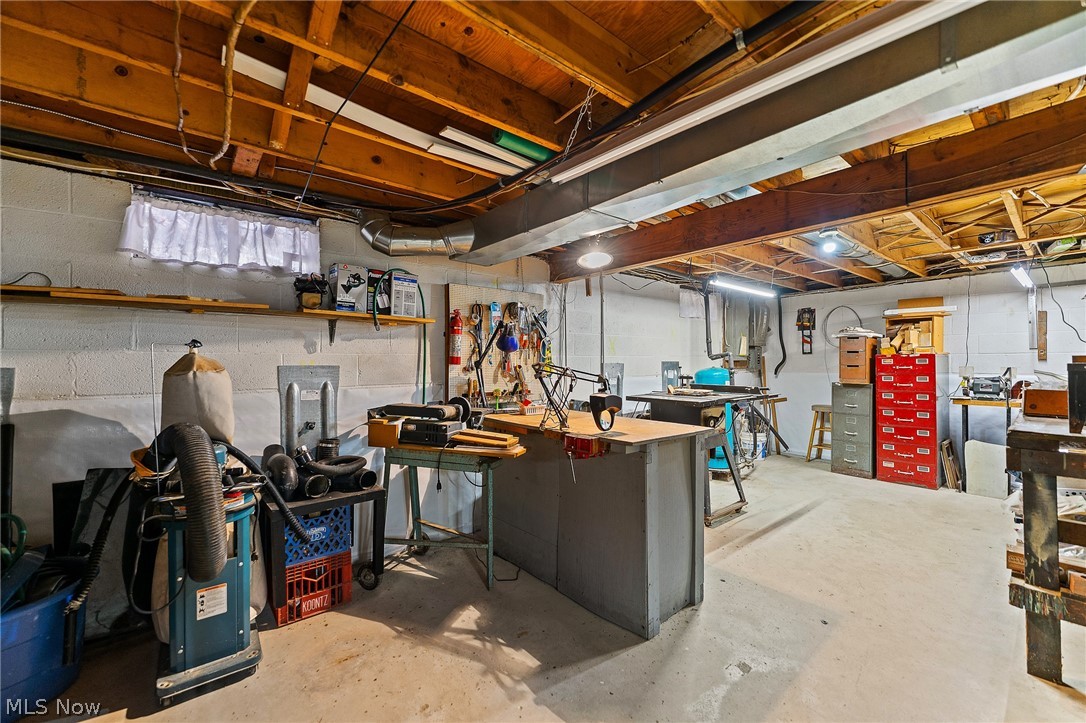 17480 Hosmer Road Middlefield OH 44062