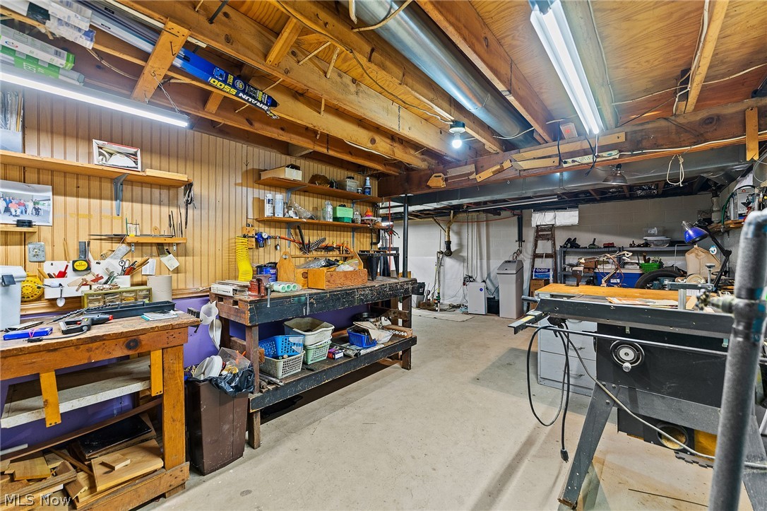 17480 Hosmer Road Middlefield OH 44062