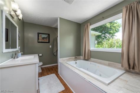 50695 State Route 18 Wellington OH 44090