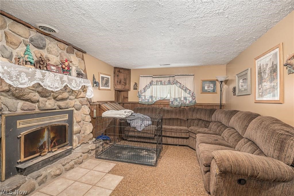 7032 Reed Road Conneaut OH 44030