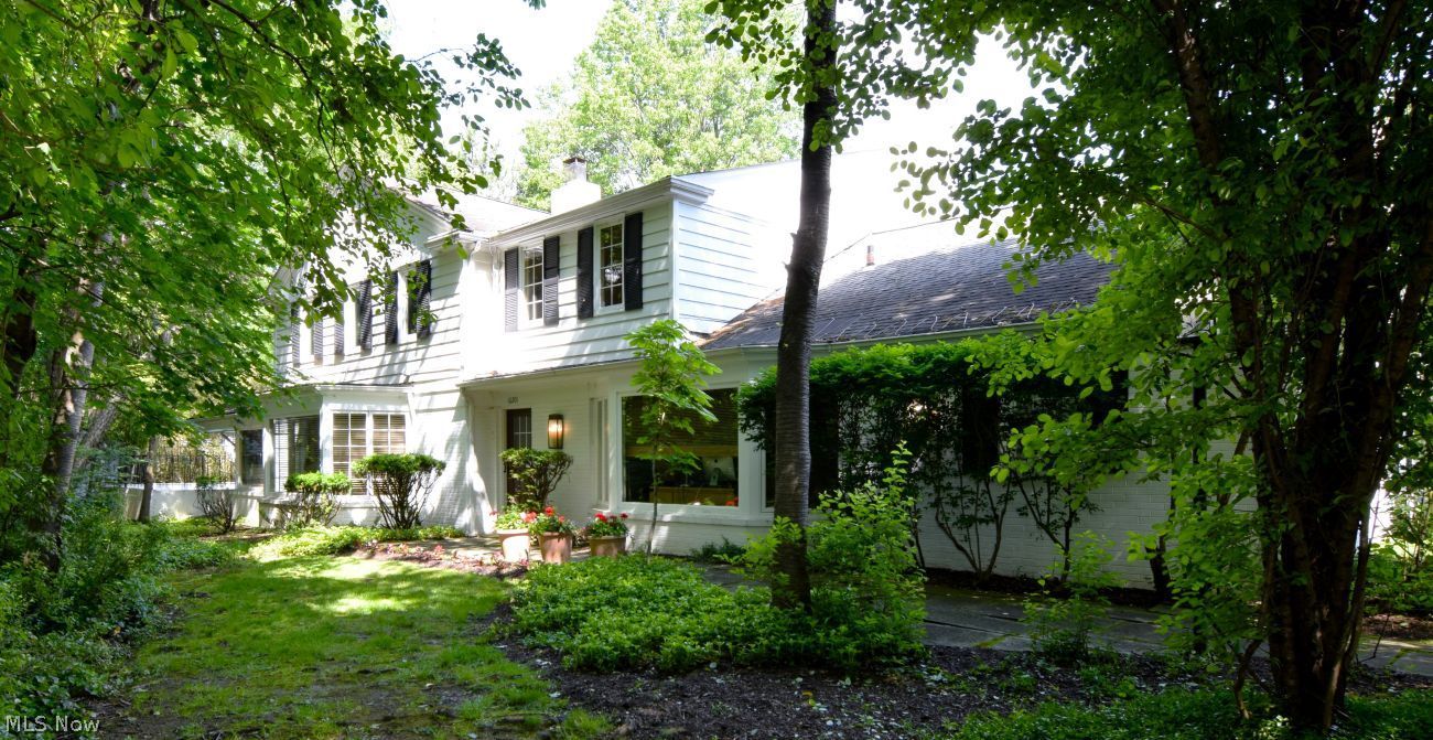 Shaker Heights OH, 16201 S Woodland Road